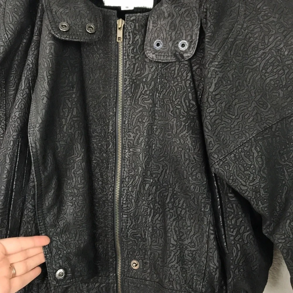 Wilsons Leather - VINTAGE Black Cheetah Print Bomber Jacket - Picture 10 of 14